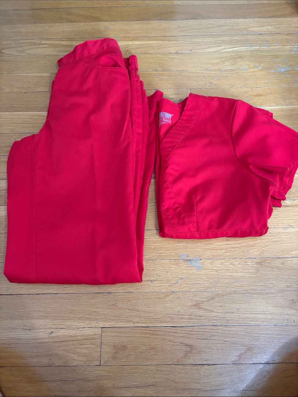 Red greys anatomy scrubs xs pants small top